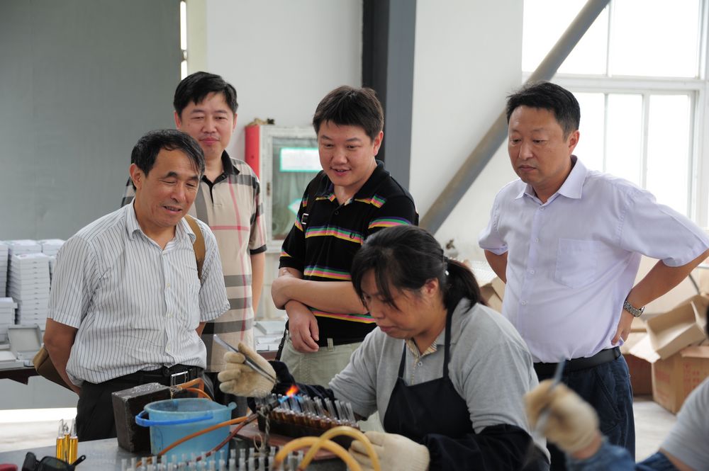 省安监局王佑贵处长到企业指导安全工作